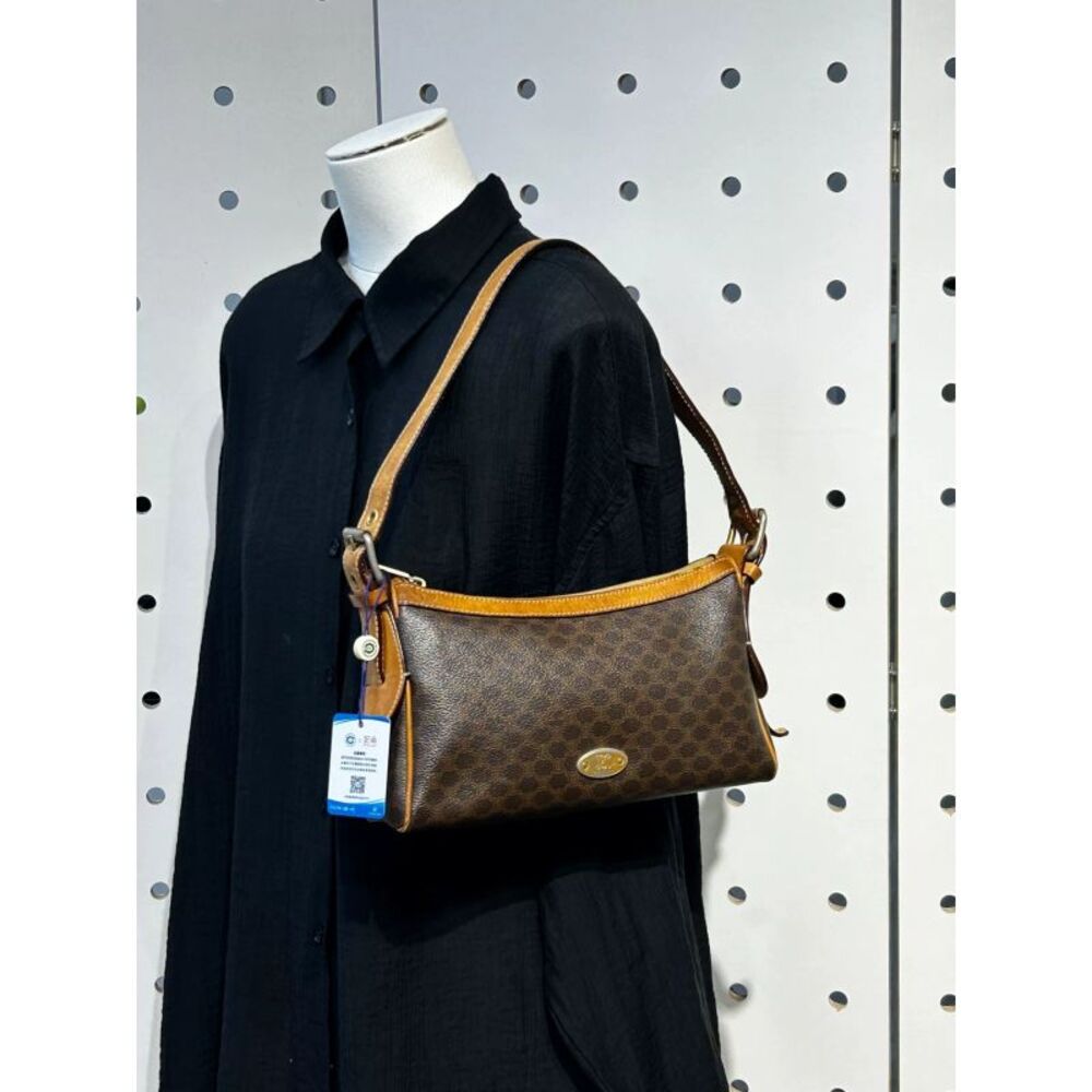 Celine Women Pre-Loved Bag Very Good Condition